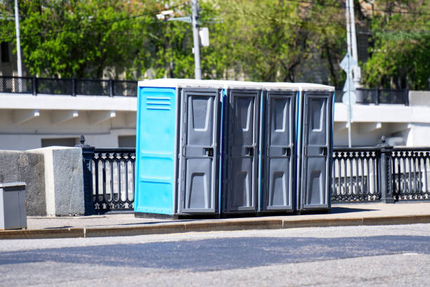 Best Construction site porta potty rental  in Waunakee, WI